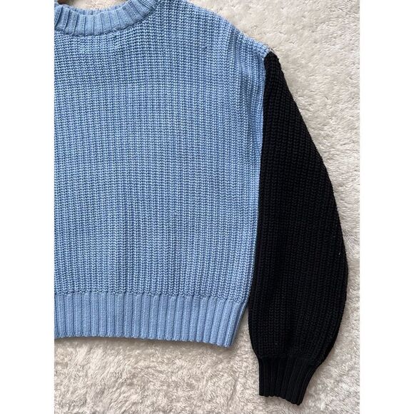 POPSUGAR at Kohl's Colorblock Crewneck Sweater in Heather Gray, Blue & Black - Picture 13 of 14